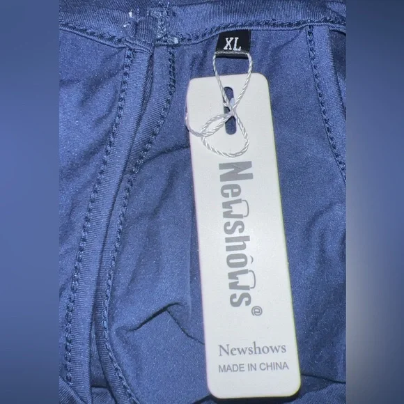 Women’s Ruffle Dress - Picture 8 of 9